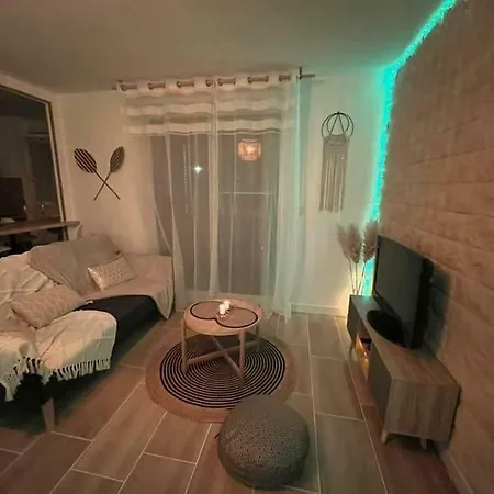 Jacuzzi شقة